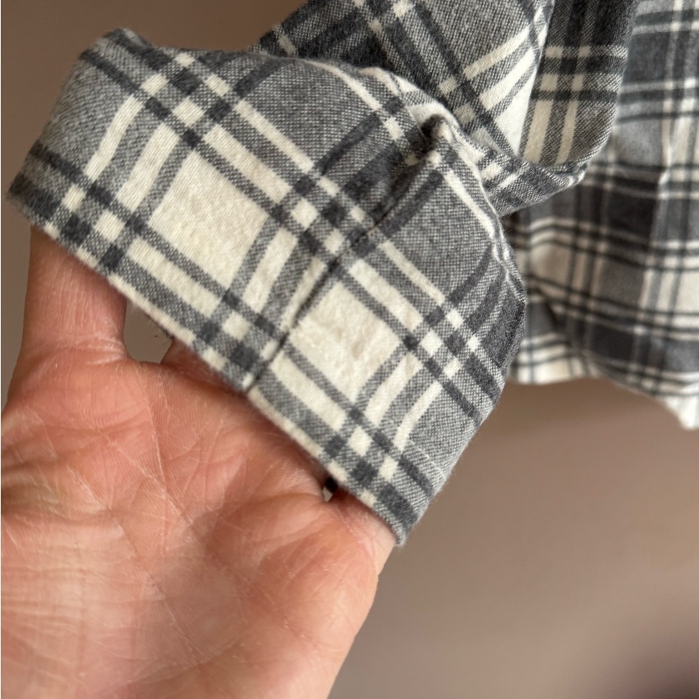 L.L. Bean Regular Flannel Open Front Cardigan - Picture 8 of 10